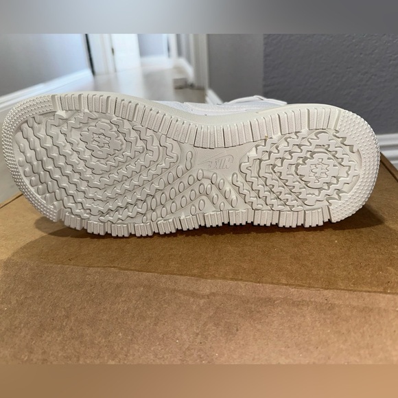 BRAND NEW AF1 HI UT 2.0 - Picture 5 of 5